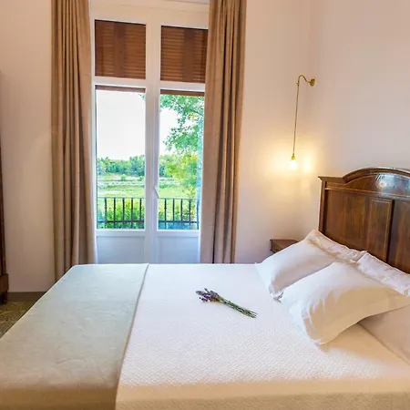 Bed and Breakfast Bolet Casa Modernista Castellvi de la Marca Esterno foto